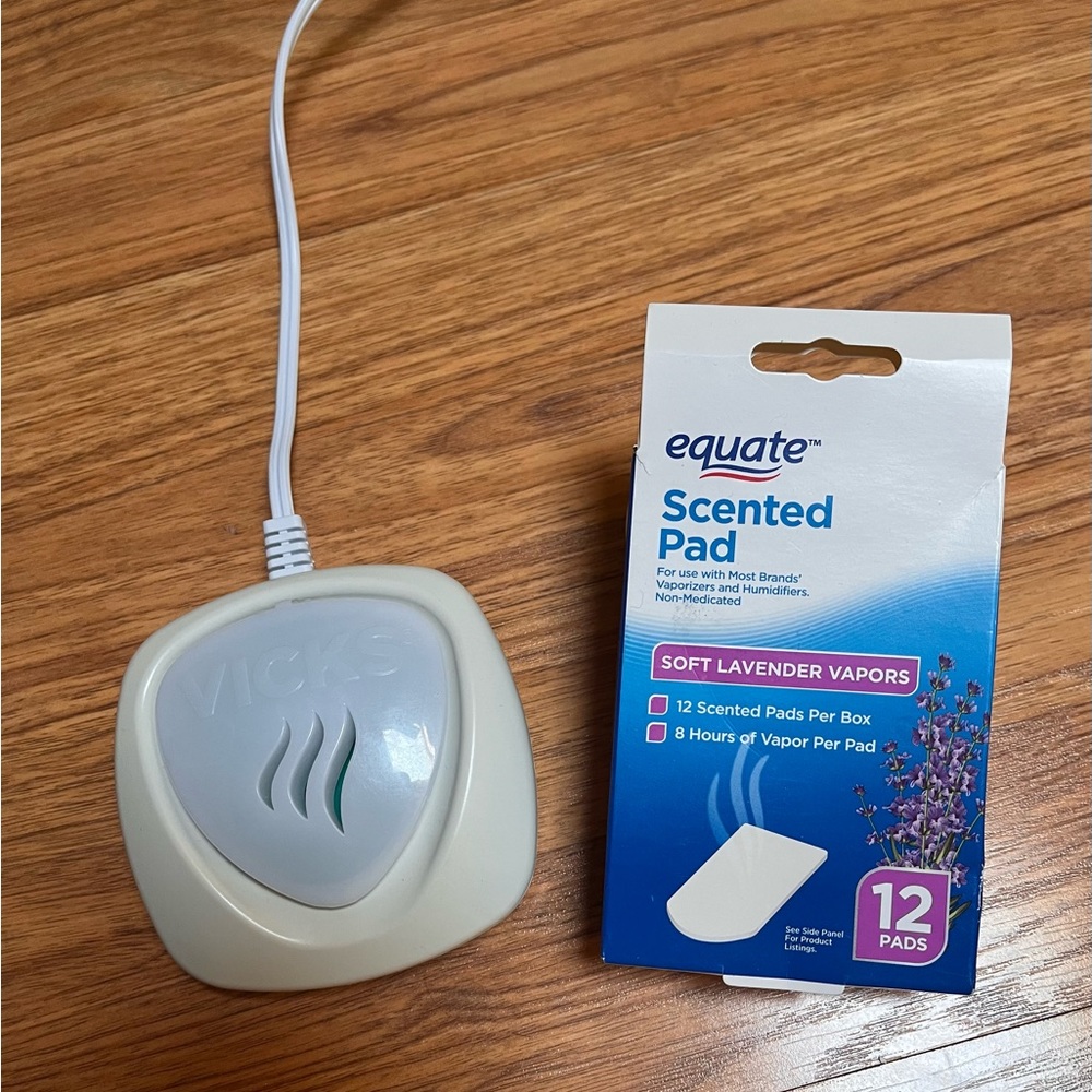 Vicks Waterless Vaporizer Plus Bonus Scented Pads - Ships Next Business Day!